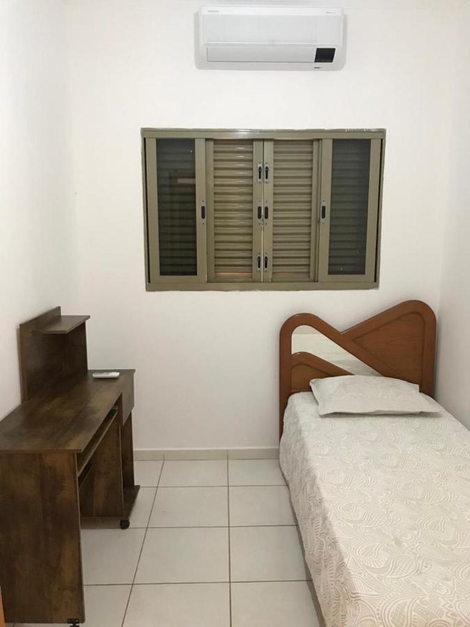 Bela Casa Com Churrasqueira E Estacionamento Villa Olímpia Kültér fotó
