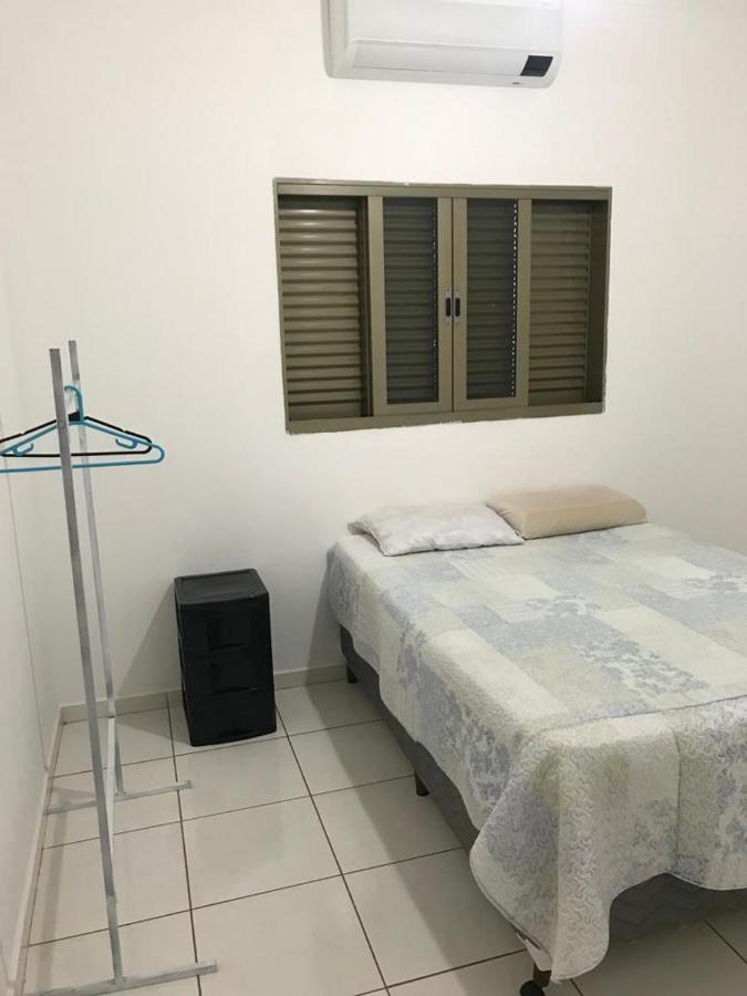 Bela Casa Com Churrasqueira E Estacionamento Villa Olímpia Kültér fotó